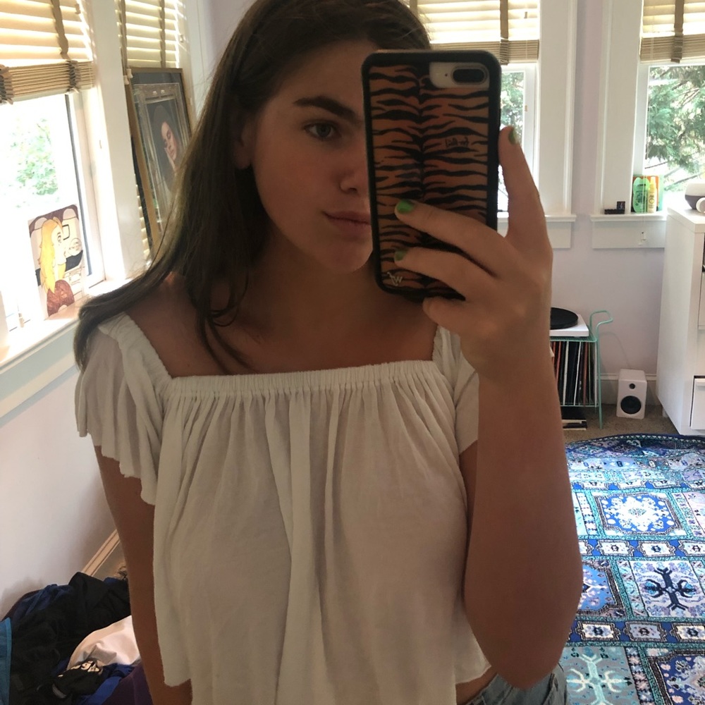 White Urban Outfitters crop top